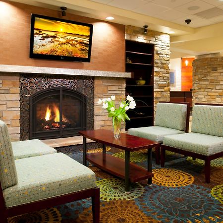Holiday Inn Express Pittsburgh West - Greentree, An Ihg Hotel Crafton Exterior photo