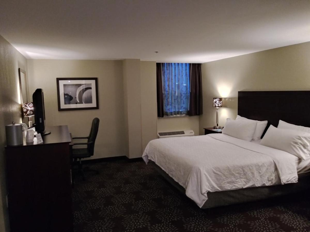Holiday Inn Express Pittsburgh West - Greentree, An Ihg Hotel Crafton Exterior photo