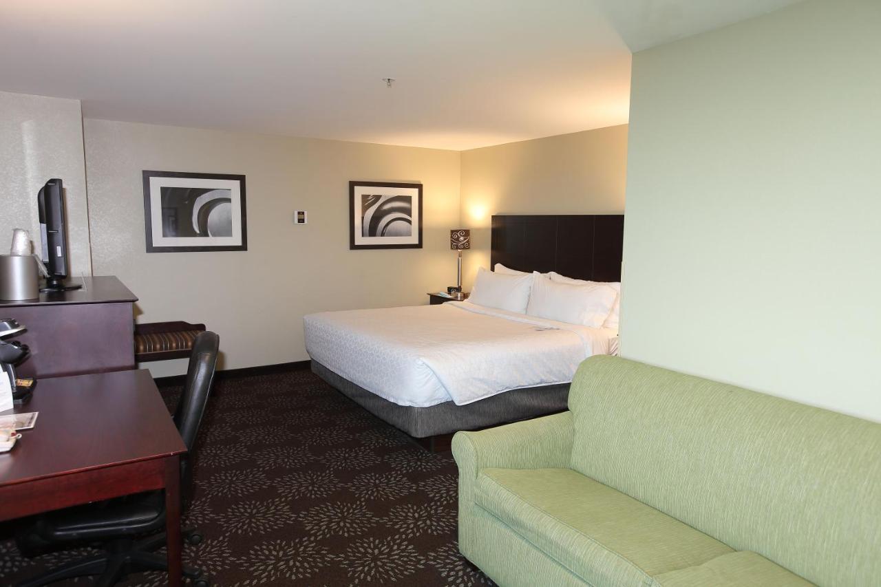 Holiday Inn Express Pittsburgh West - Greentree, An Ihg Hotel Crafton Exterior photo