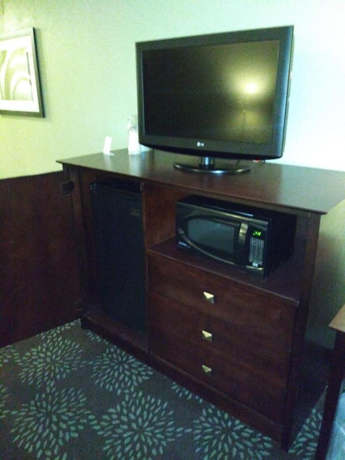 Holiday Inn Express Pittsburgh West - Greentree, An Ihg Hotel Crafton Exterior photo