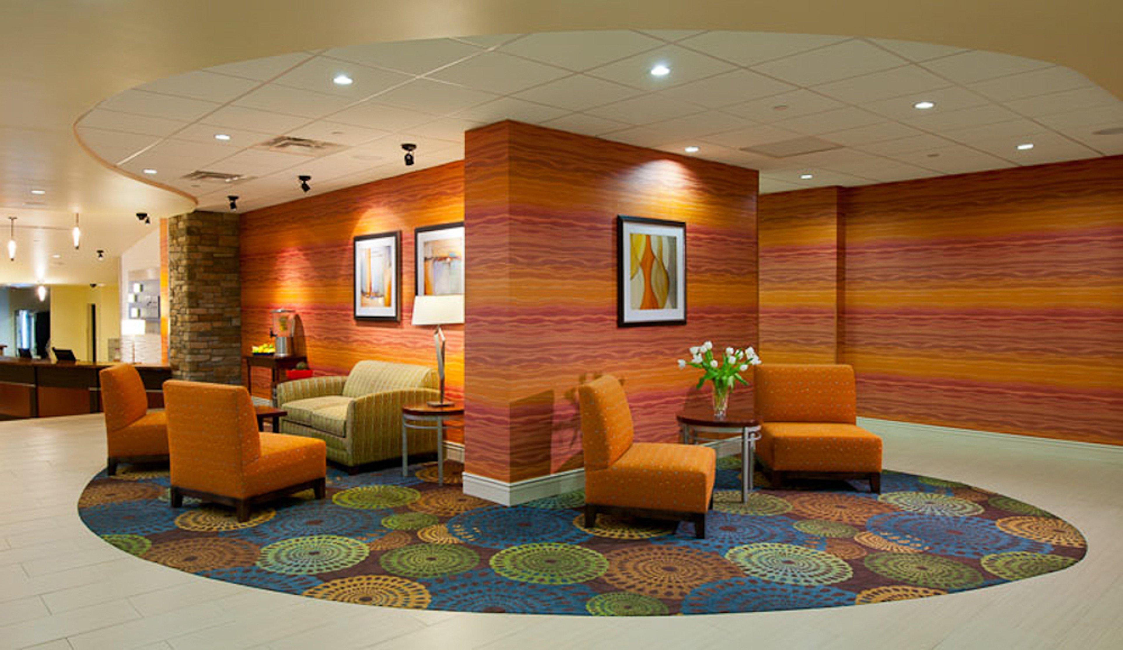 Holiday Inn Express Pittsburgh West - Greentree, An Ihg Hotel Crafton Exterior photo