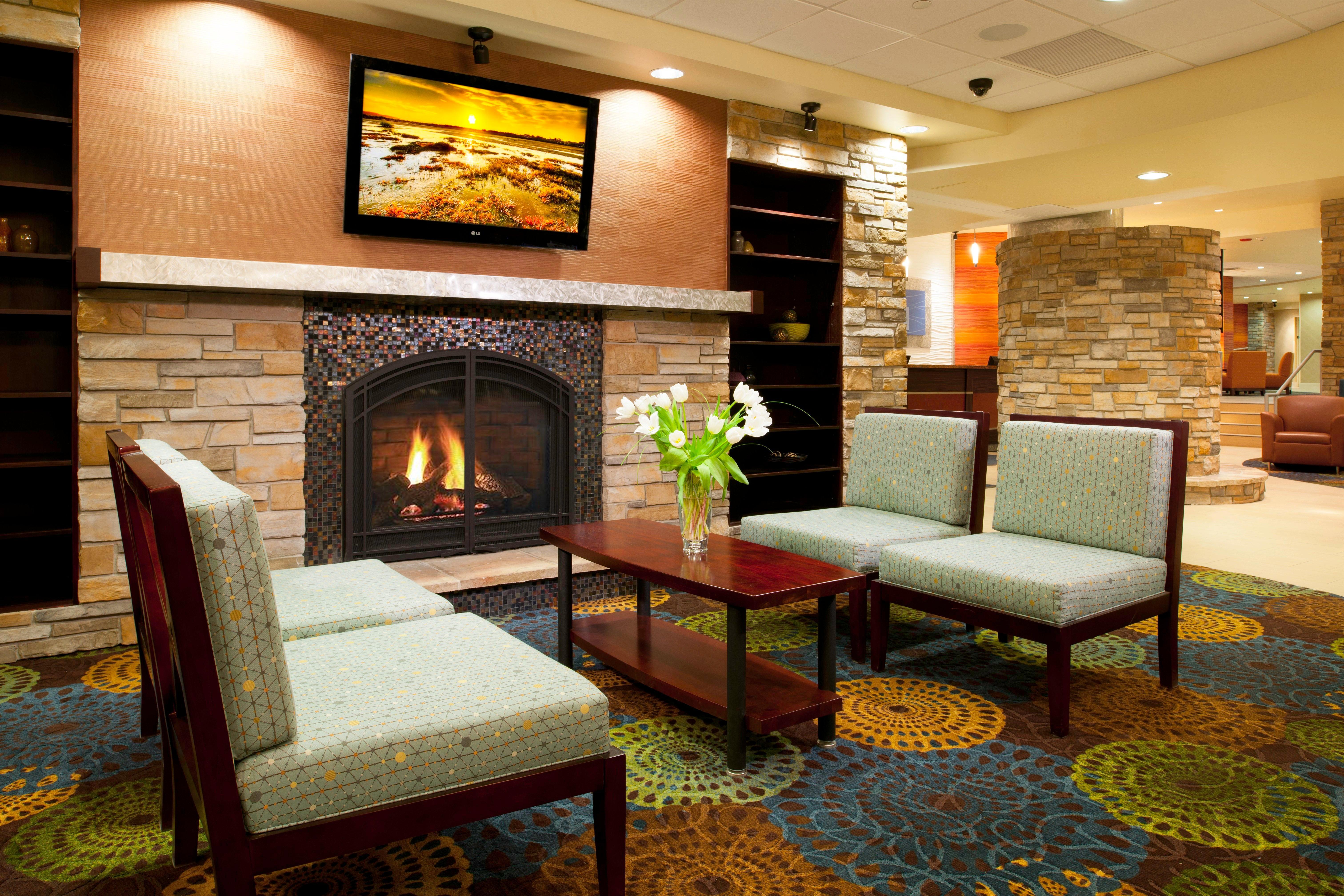 Holiday Inn Express Pittsburgh West - Greentree, An Ihg Hotel Crafton Exterior photo