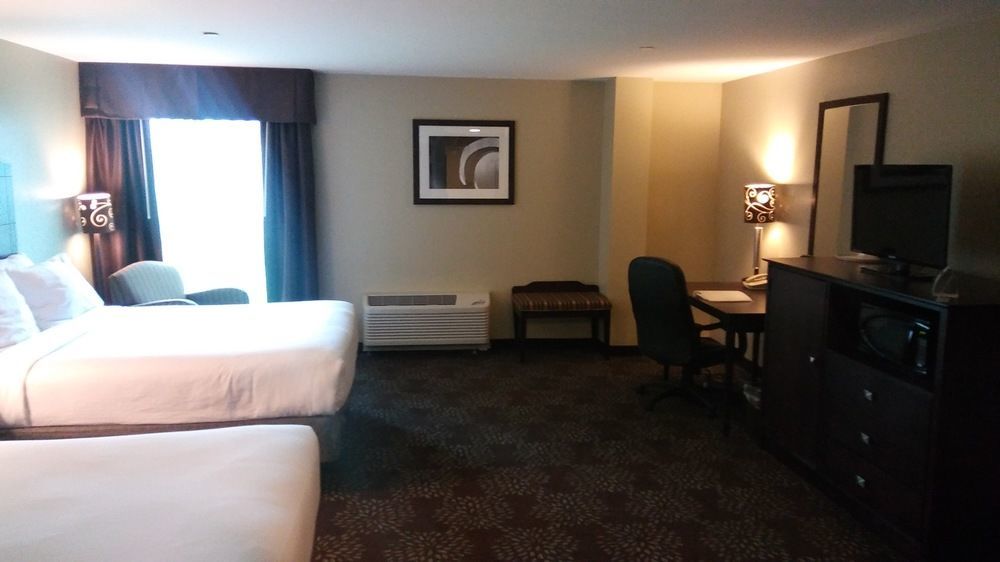 Holiday Inn Express Pittsburgh West - Greentree, An Ihg Hotel Crafton Exterior photo